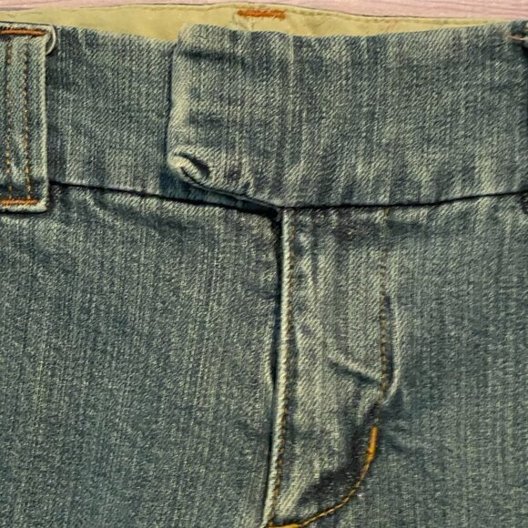 NWOT Gap Slimming Pocketed Jeans 100% Cotton - Picture 8 of 8